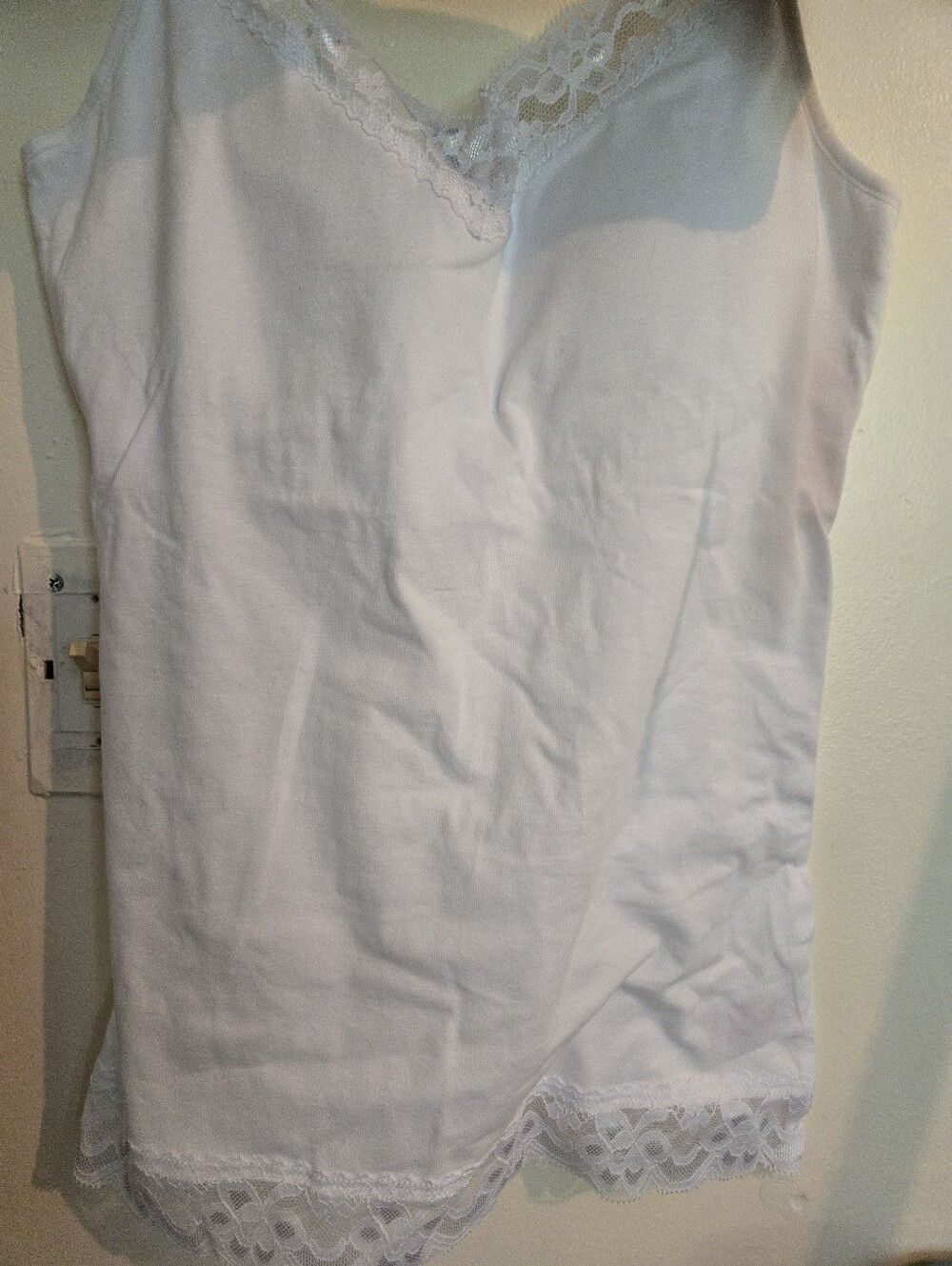 No Boundaries Black And White  Lace-Trim Cami Tank Tops, Sz M (7-9) NWT (2 Av) - Picture 2 of 10